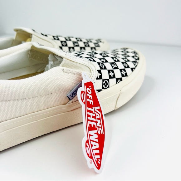 Vans x Louis Vuitton Unisex White Black Checkered Slip-On Monogram Sneaker NEW - Picture 3 of 9